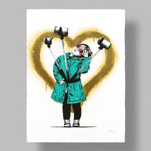 Load image into Gallery viewer, So Hollywood - Gold Heart